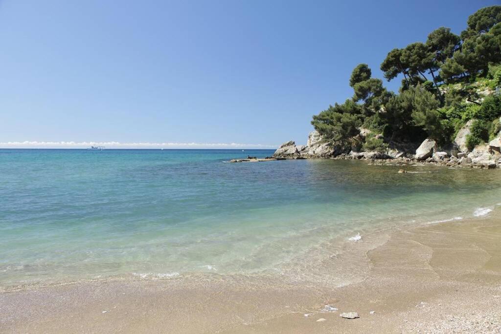 Appartement T2 Rez De Villa Proche Bord De Mer Льо Праде Екстериор снимка